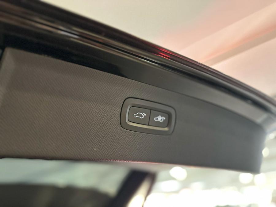 XC90 R design 7座 - Image 7